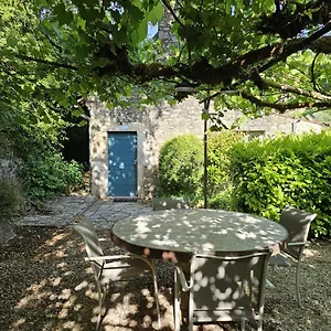 les-pieds-dans-leau-lachapelle-auzac.midi-pyreneeshotels.com/